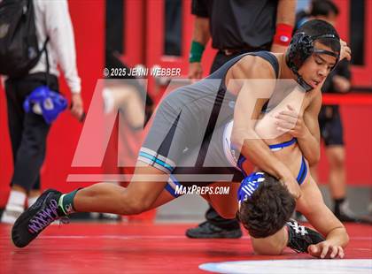 Thumbnail 2 in NIAA 4A Round 1 photogallery.