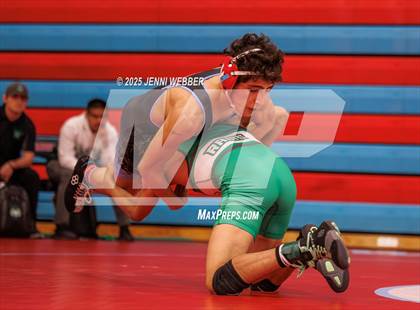 Thumbnail 2 in NIAA 4A Round 1 photogallery.