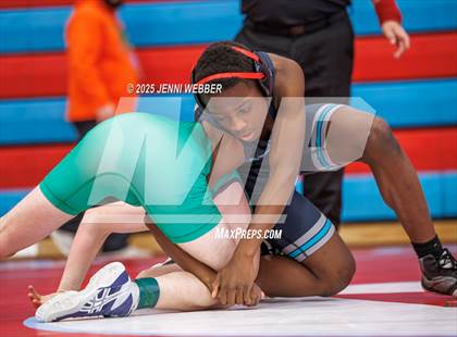 Thumbnail 2 in NIAA 4A Round 1 photogallery.