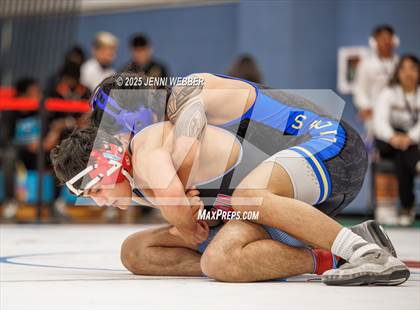 Thumbnail 1 in NIAA 4A Round 1 photogallery.