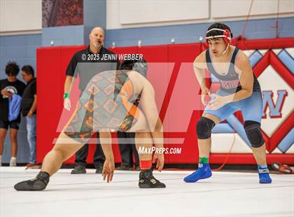 Thumbnail 2 in NIAA 4A Round 1 photogallery.