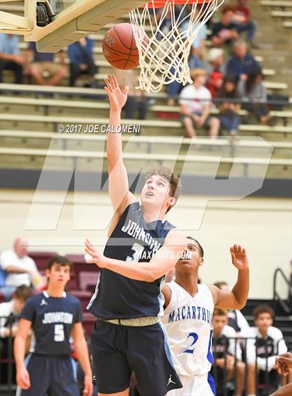 Thumbnail 1 in MacArthur [Douglas] vs Johnson [Claudia Taylor] photogallery.