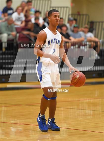 Thumbnail 1 in MacArthur [Douglas] vs Johnson [Claudia Taylor] photogallery.