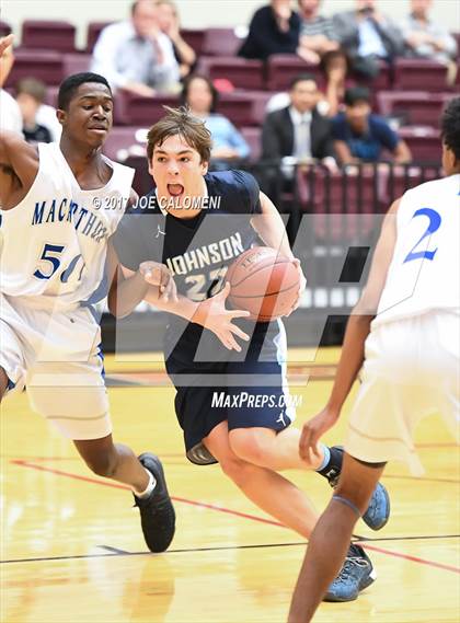 Thumbnail 3 in MacArthur [Douglas] vs Johnson [Claudia Taylor] photogallery.