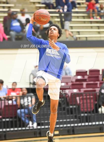 Thumbnail 3 in MacArthur [Douglas] vs Johnson [Claudia Taylor] photogallery.