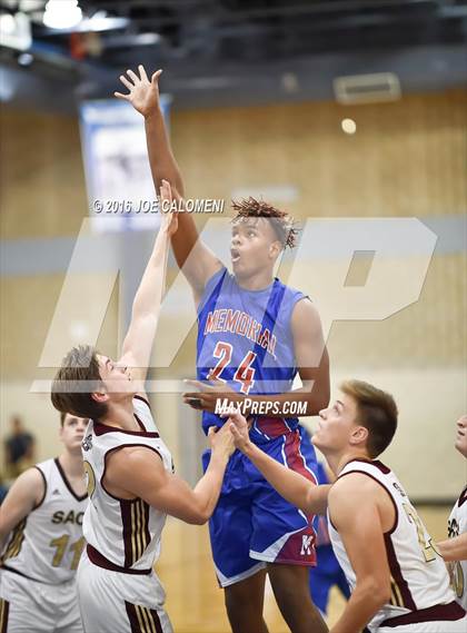Thumbnail 3 in San Antonio Memorial vs San Antonio Christian (SAISD Invitational) photogallery.