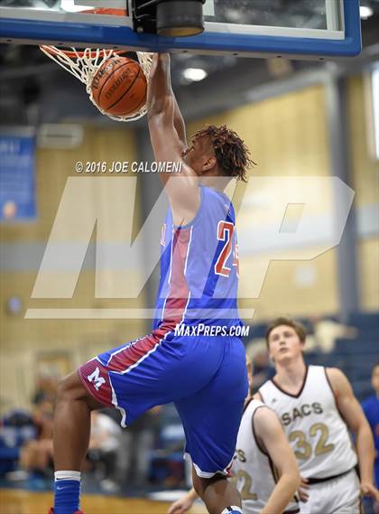 Thumbnail 3 in San Antonio Memorial vs San Antonio Christian (SAISD Invitational) photogallery.