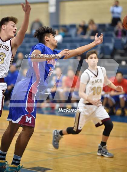 Thumbnail 2 in San Antonio Memorial vs San Antonio Christian (SAISD Invitational) photogallery.