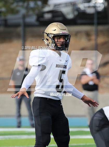 Thumbnail 3 in Archbishop Mitty @ Marin Catholic photogallery.