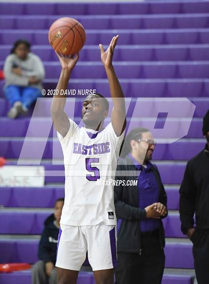 Thumbnail 2 in Eastside vs. St. Pius X-St. Matthias Academy (CIF Southern Section D4 Semifinal) photogallery.