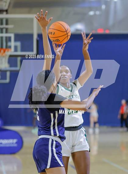 Thumbnail 2 in Jackson Day vs. Wesleyan (She Got Game Classic) photogallery.