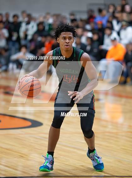 Thumbnail 3 in Morgan Park vs. Collinsville (Edwardsville Shootout) photogallery.