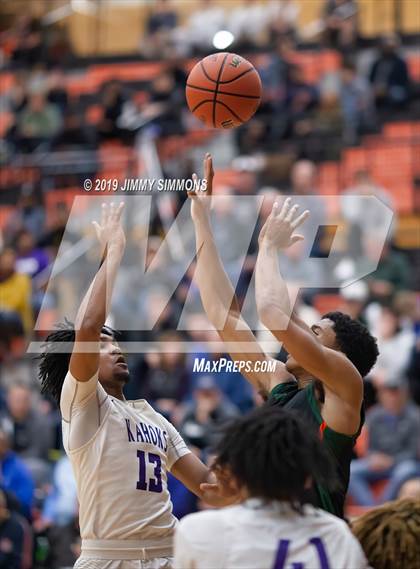Thumbnail 1 in Morgan Park vs. Collinsville (Edwardsville Shootout) photogallery.