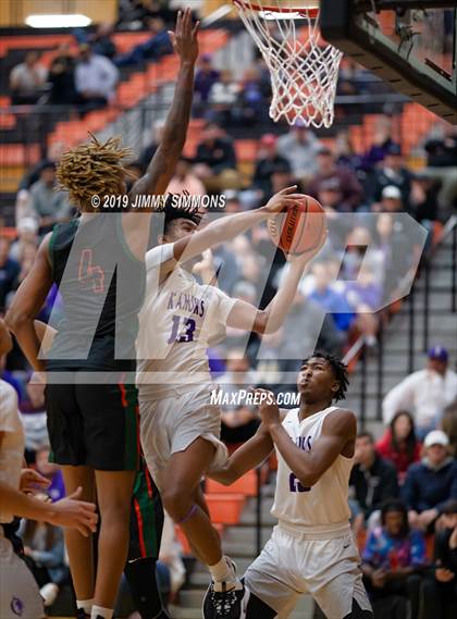 Thumbnail 3 in Morgan Park vs. Collinsville (Edwardsville Shootout) photogallery.