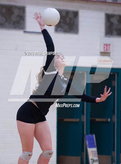 Thumbnail 2 in Horizon Honors vs Chandler Prep (AIA D2 Finals) photogallery.