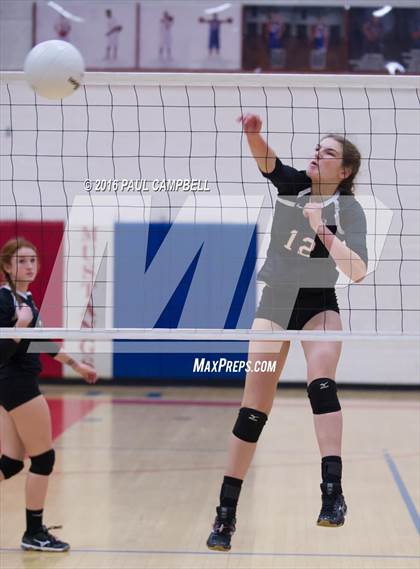 Thumbnail 2 in Horizon Honors vs Chandler Prep (AIA D2 Finals) photogallery.