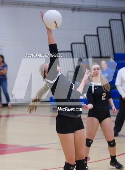 Thumbnail 1 in Horizon Honors vs Chandler Prep (AIA D2 Finals) photogallery.