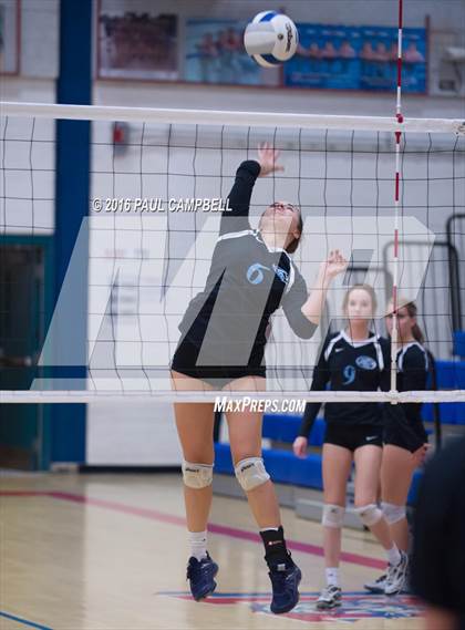 Thumbnail 1 in Horizon Honors vs Chandler Prep (AIA D2 Finals) photogallery.