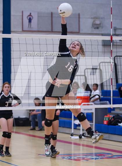 Thumbnail 3 in Horizon Honors vs Chandler Prep (AIA D2 Finals) photogallery.