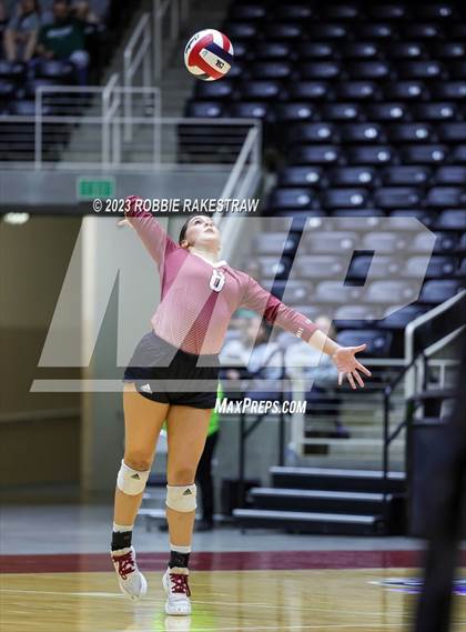 Thumbnail 2 in Iola vs. Schulenburg (UIL 2A Volleyball Semifinal) photogallery.