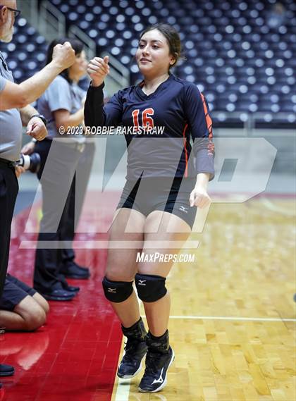Thumbnail 3 in Iola vs. Schulenburg (UIL 2A Volleyball Semifinal) photogallery.