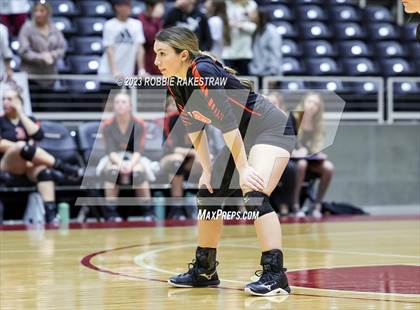 Thumbnail 1 in Iola vs. Schulenburg (UIL 2A Volleyball Semifinal) photogallery.