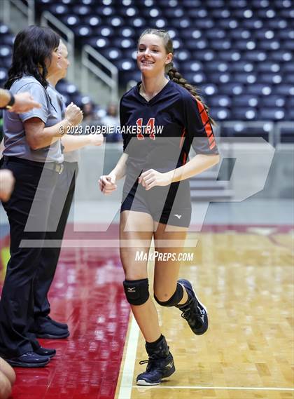 Thumbnail 2 in Iola vs. Schulenburg (UIL 2A Volleyball Semifinal) photogallery.