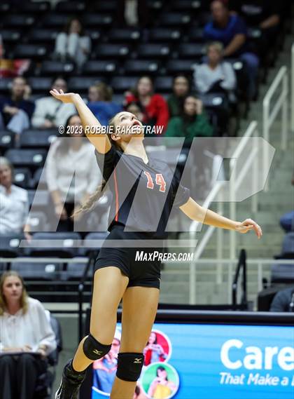 Thumbnail 1 in Iola vs. Schulenburg (UIL 2A Volleyball Semifinal) photogallery.