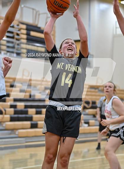 Thumbnail 2 in Mt. Vernon vs Rensselaer Central (IBCA / IHSAA Showcase) photogallery.