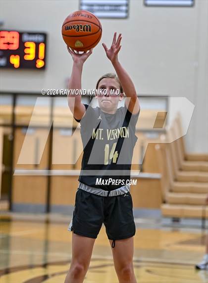 Thumbnail 2 in Mt. Vernon vs Rensselaer Central (IBCA / IHSAA Showcase) photogallery.