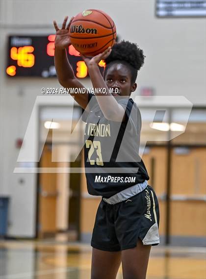 Thumbnail 1 in Mt. Vernon vs Rensselaer Central (IBCA / IHSAA Showcase) photogallery.