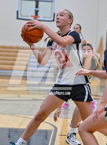 Thumbnail 3 in Mt. Vernon vs Rensselaer Central (IBCA / IHSAA Showcase) photogallery.