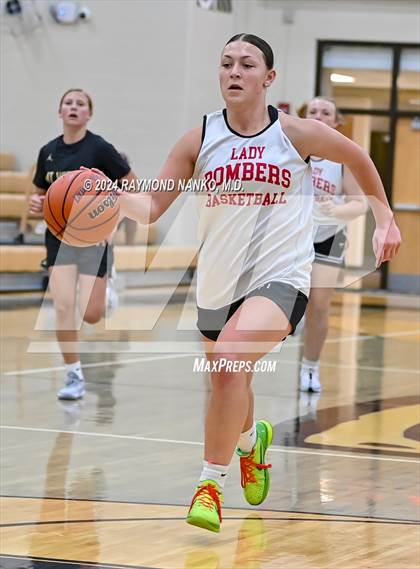 Thumbnail 3 in Mt. Vernon vs Rensselaer Central (IBCA / IHSAA Showcase) photogallery.
