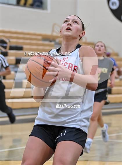 Thumbnail 2 in Mt. Vernon vs Rensselaer Central (IBCA / IHSAA Showcase) photogallery.