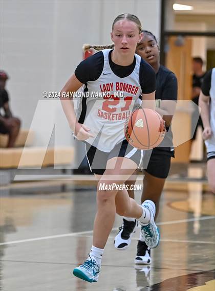 Thumbnail 2 in Mt. Vernon vs Rensselaer Central (IBCA / IHSAA Showcase) photogallery.