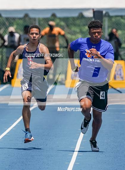 Thumbnail 1 in NCHSAA 2A/3A Unified Track Championships photogallery.