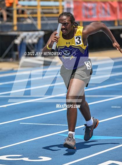 Thumbnail 2 in NCHSAA 2A/3A Unified Track Championships photogallery.