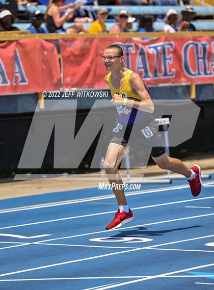 Thumbnail 1 in NCHSAA 2A/3A Unified Track Championships photogallery.