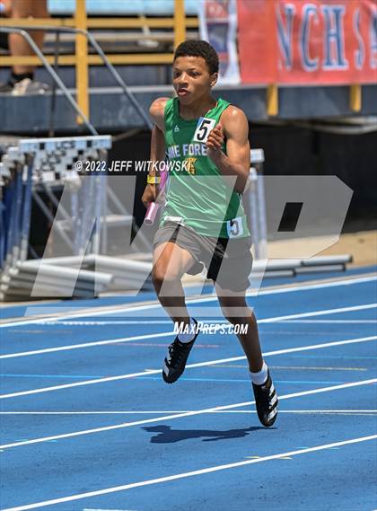 Thumbnail 1 in NCHSAA 2A/3A Unified Track Championships photogallery.