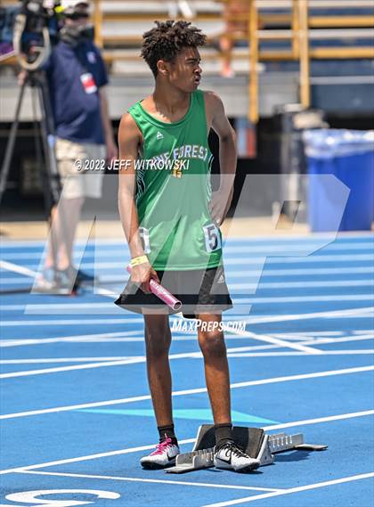 Thumbnail 2 in NCHSAA 2A/3A Unified Track Championships photogallery.