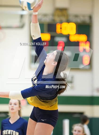 Thumbnail 1 in Groves vs. Trenton (Notre Dame Prep Quad) photogallery.