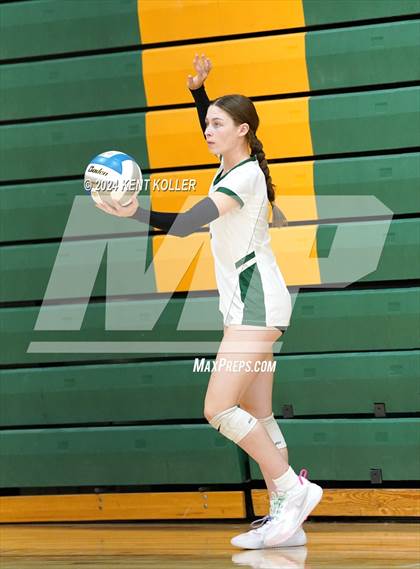Thumbnail 2 in Groves vs. Trenton (Notre Dame Prep Quad) photogallery.