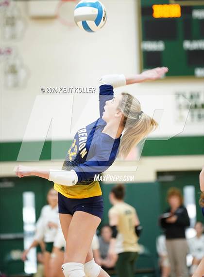 Thumbnail 3 in Groves vs. Trenton (Notre Dame Prep Quad) photogallery.