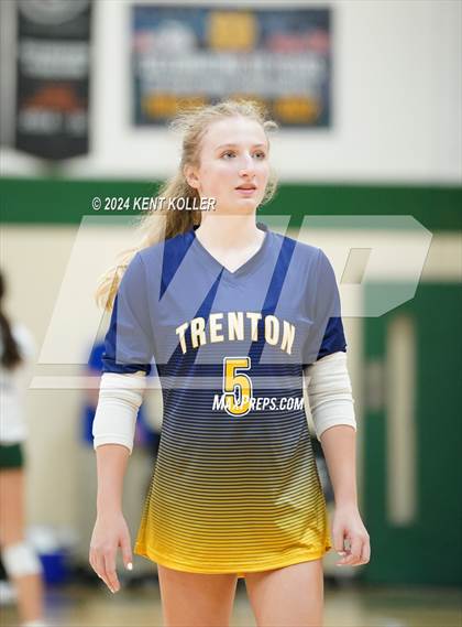Thumbnail 3 in Groves vs. Trenton (Notre Dame Prep Quad) photogallery.
