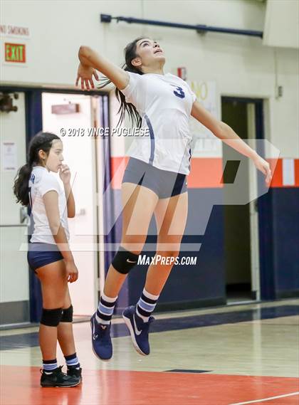 Thumbnail 1 in Sylmar @ Chatsworth photogallery.