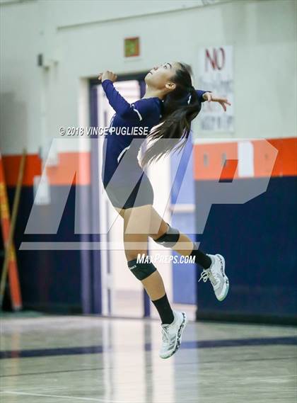Thumbnail 1 in Sylmar @ Chatsworth photogallery.