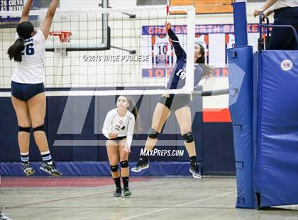 Thumbnail 3 in Sylmar @ Chatsworth photogallery.