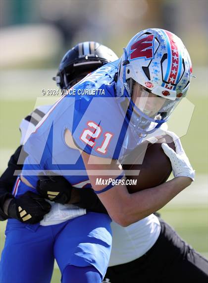 Thumbnail 2 in Johnson @ Westlake (UIL 6A Football Regional Playoff) photogallery.