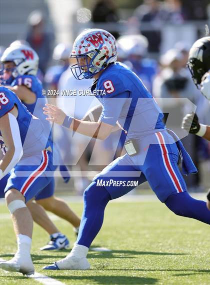 Thumbnail 2 in Johnson @ Westlake (UIL 6A Football Regional Playoff) photogallery.