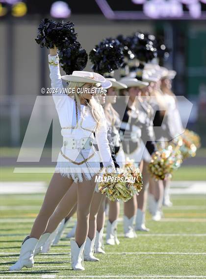 Thumbnail 3 in Johnson @ Westlake (UIL 6A Football Regional Playoff) photogallery.